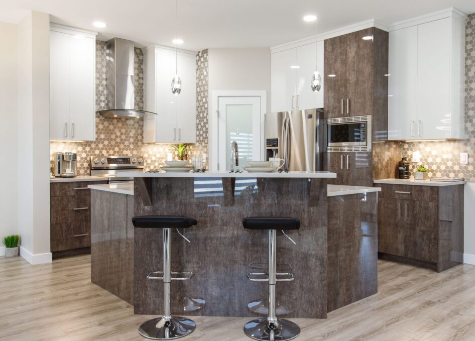 Winnipeg Kitchen Cabinets by Netley Millwork | 5 Tyson Kitchen